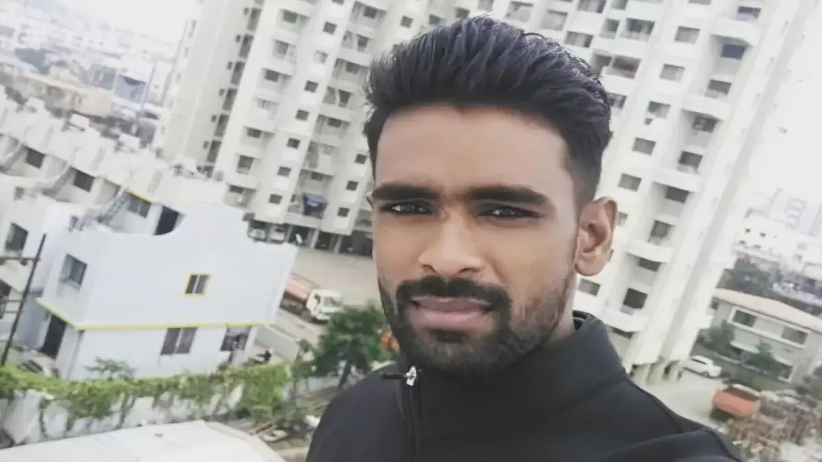 महाराष्ट्र में मुस्लिम लड़की से लव मैरिज करने पर हिंदू युवक की हत्या, शव नदी में फेंका, 7 लोग गिरफ्तार महाराष्ट्र में मुस्लिम लड़की से लव मैरिज करने पर हिंदू युवक की हत्या, शव नदी में फेंका, 7 लोग गिरफ्तार