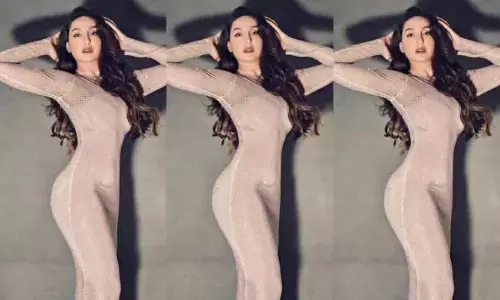 Nora Fatehi Sexy Video Photo: Nora Fatehi ने सेक्सी गाउन पहन दिखाईं Sexy अदाएं Nora Fatehi Sexy Video Photo: Nora Fatehi ने सेक्सी गाउन पहन दिखाईं Sexy अदाएं