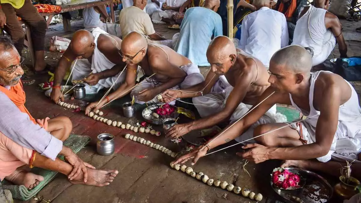 क्या है त्रिपिंडी श्राद्ध? जिसे काम्य श्राद्ध भी कहा जाता है क्या है त्रिपिंडी श्राद्ध? जिसे काम्य श्राद्ध भी कहा जाता है