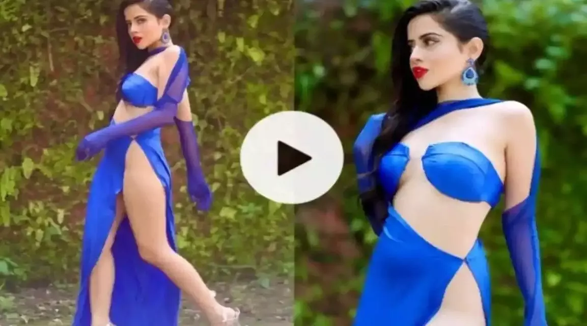 Urfi Javed Sexy Video Photo: उर्फी जावेद ने एक बार फिर बोल्डनेस की सारी हदें की पार, एक्ट्रेस की बोल्डनेस आपको भी कर देगी दंग (Watch Video) Urfi Javed Sexy Video Photo: उर्फी जावेद ने एक बार फिर बोल्डनेस की सारी हदें की पार, एक्ट्रेस की बोल्डनेस आपको भी कर देगी दंग (Watch Video)