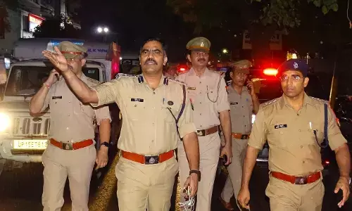 गाजियाबाद पुलिस में बड़ा फेरबदल, SSP मुनिराज ने 58 सब इंस्पेक्टरों को किया इधर से उधर, कई चौकी प्रभारी बदले, देखें- पूरी लिस्ट गाजियाबाद पुलिस में बड़ा फेरबदल, SSP मुनिराज ने 58 सब इंस्पेक्टरों को किया इधर से उधर, कई चौकी प्रभारी बदले, देखें- पूरी लिस्ट