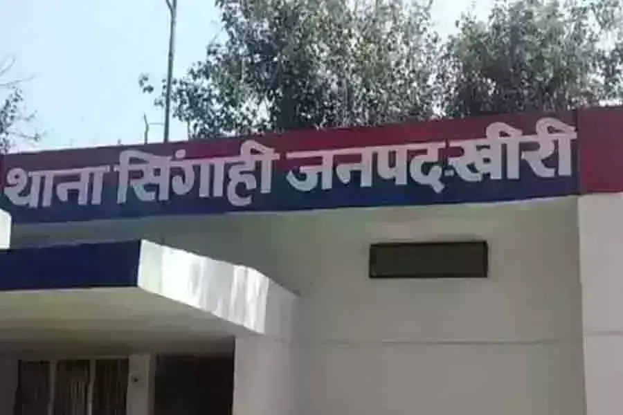 रंगरेलिया मनाते हुए प्रेमी जोडो की आपत्तिजनक वीडियो बनाने के मामले में दो सिपाही सस्पेंड रंगरेलिया मनाते हुए प्रेमी जोडो की आपत्तिजनक वीडियो बनाने के मामले में दो सिपाही सस्पेंड