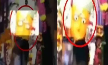 मंदिर में दिखा चमत्कार, हनुमान जी की मूर्ति ने झपकाईं पलकें मंदिर में दिखा चमत्कार, हनुमान जी की मूर्ति ने झपकाईं पलकें