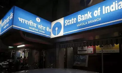 SBI ने ग्राहकों को दी ये बड़ी खुशखबरी, अब फ्री में उठाएं इस सर्विस का लाभ SBI ने ग्राहकों को दी ये बड़ी खुशखबरी, अब फ्री में उठाएं इस सर्विस का लाभ