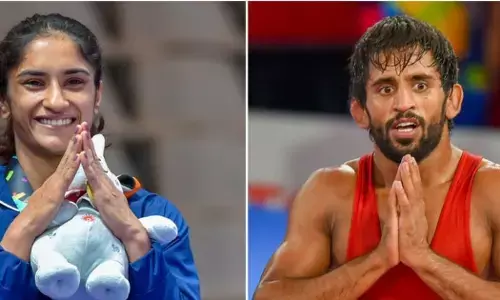 विश्व कुश्ती चैंपियनशिप 2022 में बजरंग पूनिया और विनेश फोगाट ने जीता मैडल, PM मोदी ने दी बधाई