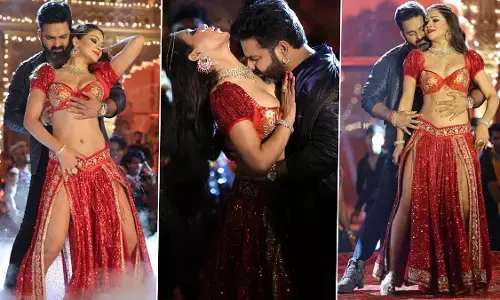 Namrita Malla Sexy Video Photos: एक्ट्रेस नम्रता मल्ला ने Pawan Singh के साथ दिए सेक्सी पोज, यूजर्स का धक-धक हुआ दिल Namrita Malla Sexy Video Photos: एक्ट्रेस नम्रता मल्ला ने Pawan Singh के साथ दिए सेक्सी पोज, यूजर्स का धक-धक हुआ दिल