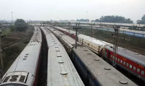 रेलवे ने आज कैंसिल कीं 176 ट्रेनें, यात्रा करने से पहले देख लें लिस्ट रेलवे ने आज कैंसिल कीं 176 ट्रेनें, यात्रा करने से पहले देख लें लिस्ट