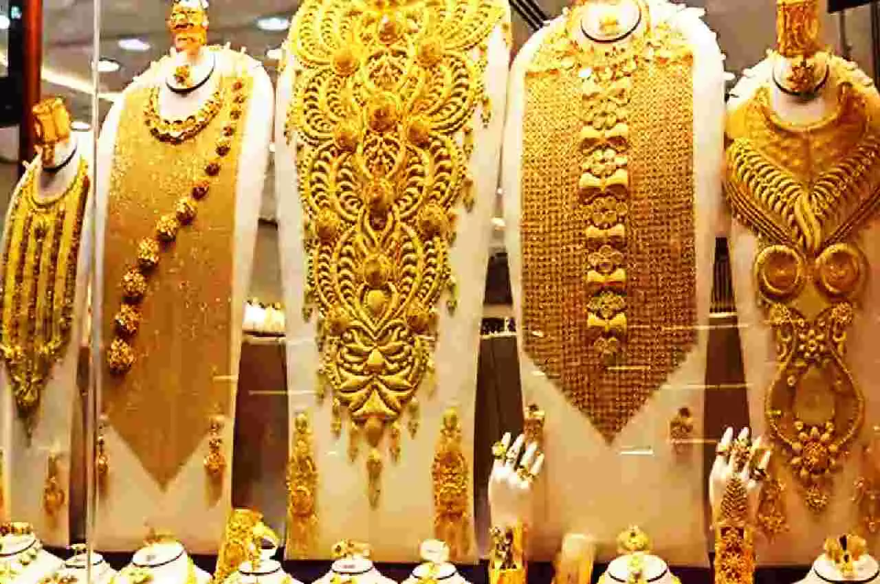 Gold-Silver Price Today: त्योहारों से पहले आया सोने में उछाल, जानें 22 सितंबर के भाव