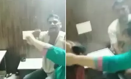 दूसरी महिला के साथ पकड़े जाने पर पत्नी ने पति को चप्पल से पीटा, वीडियो हुआ वायरल