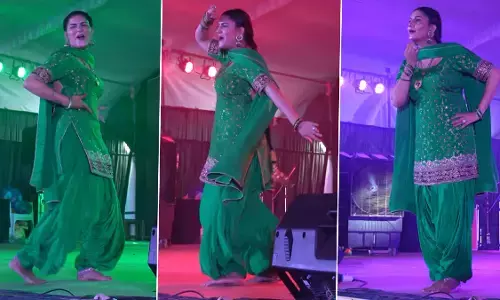 Sapna Choudhary Sexy Video Photo: Sapna Choudhary ने हरयाणवी गाने पर जमकर लगाए ठुमके, हरे सूट में Viral हुआ धमाकेदार डांस Video Sapna Choudhary Sexy Video Photo: Sapna Choudhary ने हरयाणवी गाने पर जमकर लगाए ठुमके, हरे सूट में Viral हुआ धमाकेदार डांस Video
