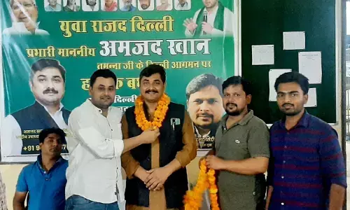 युवा राजद उपाध्यक्ष एवं दिल्ली प्रभारी अमजद खान तमन्ना एडवोकेट का दिल्ली में भव्य स्वागत