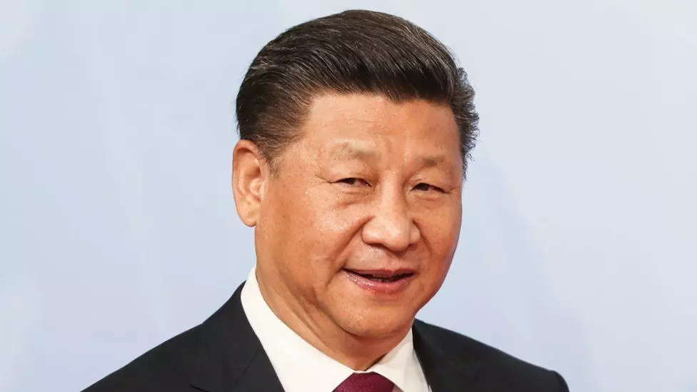 कम्युनिस्ट पार्टी के इस कदम के बाद शी जिनपिंग को तीसरी बार राष्ट्रपति बनाने का रास्ता हुआ साफ़