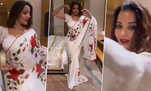 Monalisa Sexy Video: भोजपुरी एक्ट्रेस Monalisa ने लगाए देसी ठुमके, एक्ट्रेस की हॉटनेस के फैन हुए यूजर्स (Watch Video)
