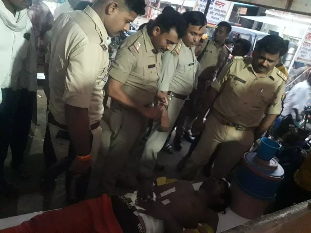 भरे बाजार चाकू से हमला करने वाला की दिमागी हालत ठीक नही रहती भरे बाजार चाकू से हमला करने वाला की दिमागी हालत ठीक नही रहती