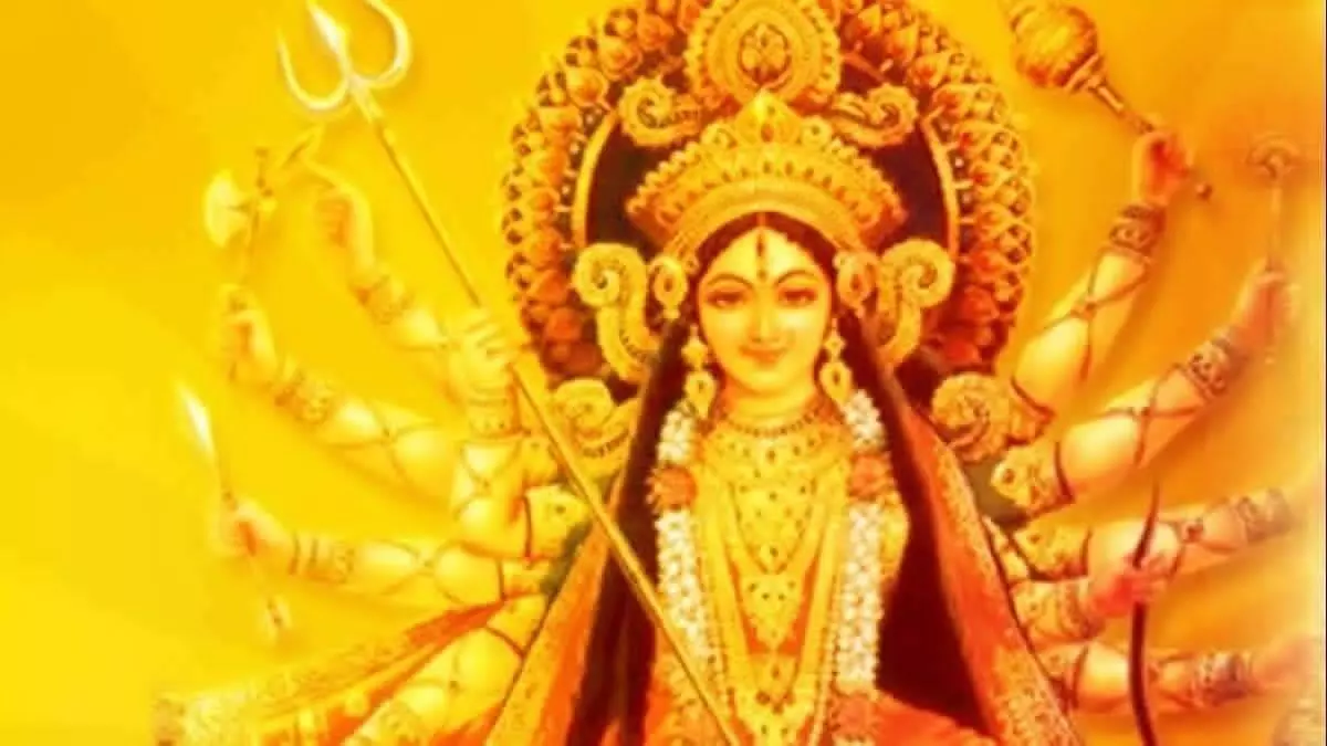Durga Puja 2022 Maha Panchami Date: शारदीय नवरात्रि की षष्ठी से शुरु होती है दुर्गा पूजा, जानें महत्व और पूजा विधि Durga Puja 2022 Maha Panchami Date: शारदीय नवरात्रि की षष्ठी से शुरु होती है दुर्गा पूजा, जानें महत्व और पूजा विधि