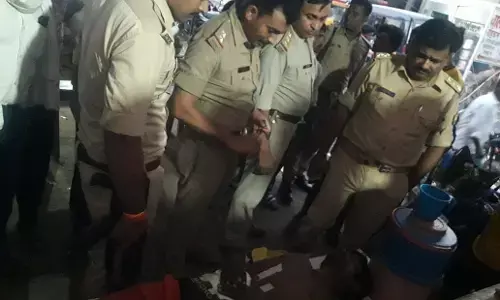 भरे बाजार चाकू से हमला करने वाला की दिमागी हालत ठीक नही रहती भरे बाजार चाकू से हमला करने वाला की दिमागी हालत ठीक नही रहती