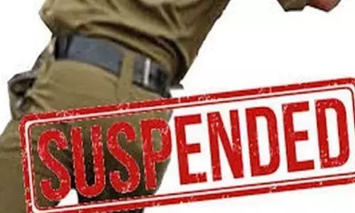 परिवारिक झगडे की शिकायत लेकर थाने पहुंची महिला को थानेदार लात घूंसों से पीटा कप्तान ने किया सस्पेंड...