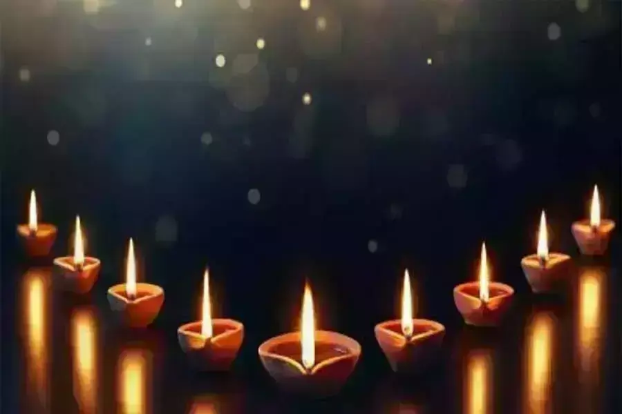 हिन्दू धर्म मे दीपावली का क्या है महत्व,इस बार कब मनाई जाएगी जानिए....