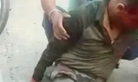 सेना जवान की तेजरफ्तार जिप्सी ट्रक मे जा घुसी, कैप्टन समेत 3 सैनिक घायल.... सेना जवान की तेजरफ्तार जिप्सी ट्रक मे जा घुसी, कैप्टन समेत 3 सैनिक घायल....