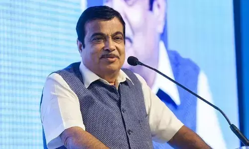 Union Minister Nitin Gadkari,  Mercedes Benz, Union Minister, Nitin Gadkari , speak , Mercedes Benz Union Minister Nitin Gadkari,  Mercedes Benz, Union Minister, Nitin Gadkari , speak , Mercedes Benz