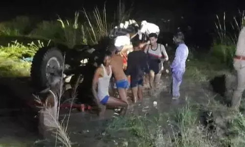 Kanpur Accident Latest Updates:कानपुर हादसे में 25 लोगों की मौत, मृतकों के नाम आए सामने Kanpur Accident Latest Updates:कानपुर हादसे में 25 लोगों की मौत, मृतकों के नाम आए सामने