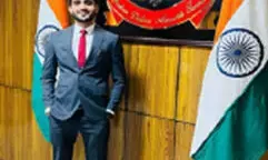 खेतो पर काम करने वाले रवि कैसे बने आईएएस जानें एक किसान के बेटे की सफलता का राज .... खेतो पर काम करने वाले रवि कैसे बने आईएएस जानें एक किसान के बेटे की सफलता का राज ....