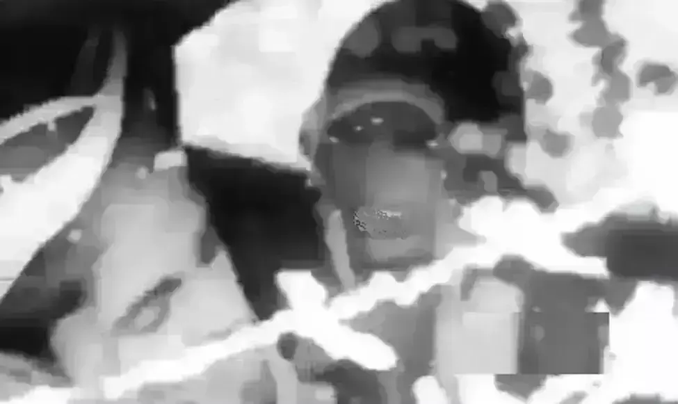 विदाई के समय नाराज दुल्हन ने दूल्हे पर बरसाये मुक्के फिर... विदाई के समय नाराज दुल्हन ने दूल्हे पर बरसाये मुक्के फिर...