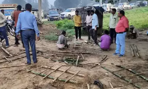 जब एक साथ उठी 26 अर्थियाँ तो लोग फफक फफक रोने लगे! जब एक साथ उठी 26 अर्थियाँ तो लोग फफक फफक रोने लगे!