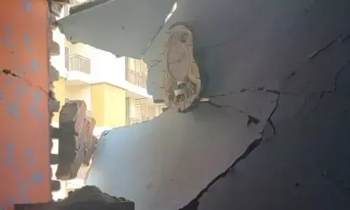 Ghaziabad Breaking News: गाजियाबाद में एक मकान में एलईडी फटने से 16 वर्षीय बच्चे की मौके पर मौत, तस्वीर देखकर उड जाएंगे होश Ghaziabad Breaking News: गाजियाबाद में एक मकान में एलईडी फटने से 16 वर्षीय बच्चे की मौके पर मौत, तस्वीर देखकर उड जाएंगे होश