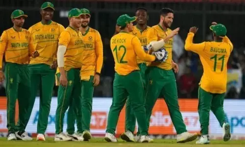 IND vs SA 3rd T20 Live Score : рдЗрдВрджреМрд░ рдореЗрдВ рдЯреАрдо рдЗрдВрдбрд┐рдпрд╛ рдХреА рд╢рд░реНрдордирд╛рдХ рд╣рд╛рд░, рд╕рд╛рдЙрде рдЕрдлреНрд░реАрдХрд╛ рдиреЗ 49 рд░рдиреЛрдВ рд╕реЗ рдЬреАрддрд╛ рдореИрдЪ IND vs SA 3rd T20 Live Score : рдЗрдВрджреМрд░ рдореЗрдВ рдЯреАрдо рдЗрдВрдбрд┐рдпрд╛ рдХреА рд╢рд░реНрдордирд╛рдХ рд╣рд╛рд░, рд╕рд╛рдЙрде рдЕрдлреНрд░реАрдХрд╛ рдиреЗ 49 рд░рдиреЛрдВ рд╕реЗ рдЬреАрддрд╛ рдореИрдЪ