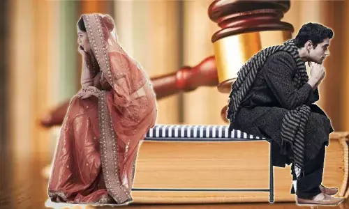 वैवाहिक जीवन में कैसे और कब कोर्ट कचहरी में फंस जाते है रिश्ते! वैवाहिक जीवन में कैसे और कब कोर्ट कचहरी में फंस जाते है रिश्ते!