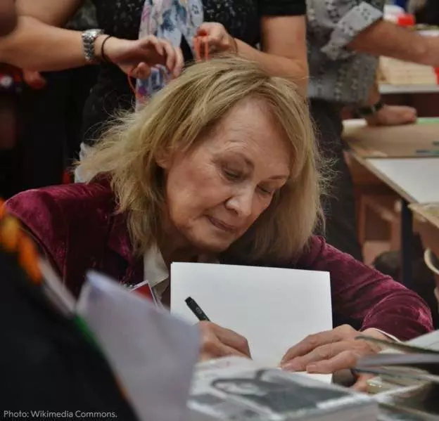 Nobel Prize Annie Ernaux: फ्रांसीसी लेखिका एनी एनॉक्स को मिला साहित्य का नोबेल पुरस्कार