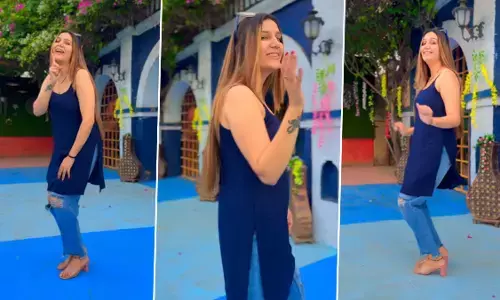Sapna Choudhary Sexy Video: Sapna Choudhary ने फटी जीन्स पहनकर फैंस के लिए किया सेक्सी डांस, हरयाणवी डांसर Video हुआ Viral