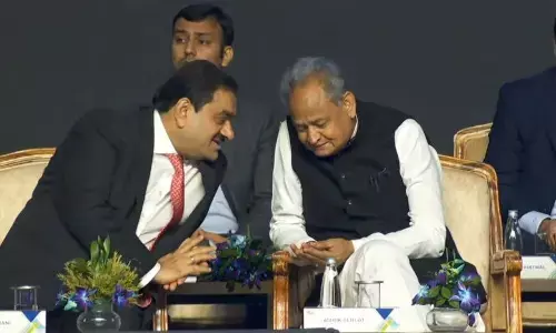 गौतम अडानी ने राजस्थान में 65 हजार करोड़ के नए निवेश का दिया वादा, क्रिकेट स्टेडियम-मेडिकल कॉलेज बनाएंगे गौतम अडानी ने राजस्थान में 65 हजार करोड़ के नए निवेश का दिया वादा, क्रिकेट स्टेडियम-मेडिकल कॉलेज बनाएंगे