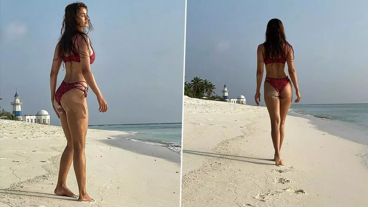 Disha Patani Hot Bikini Photos: दिशा पटानी ने पिंक बिकिनी में शेयर की हॉट तस्वीरें, मालदीव में ऐसे मना रही हैं हॉलिडे Disha Patani Hot Bikini Photos: दिशा पटानी ने पिंक बिकिनी में शेयर की हॉट तस्वीरें, मालदीव में ऐसे मना रही हैं हॉलिडे
