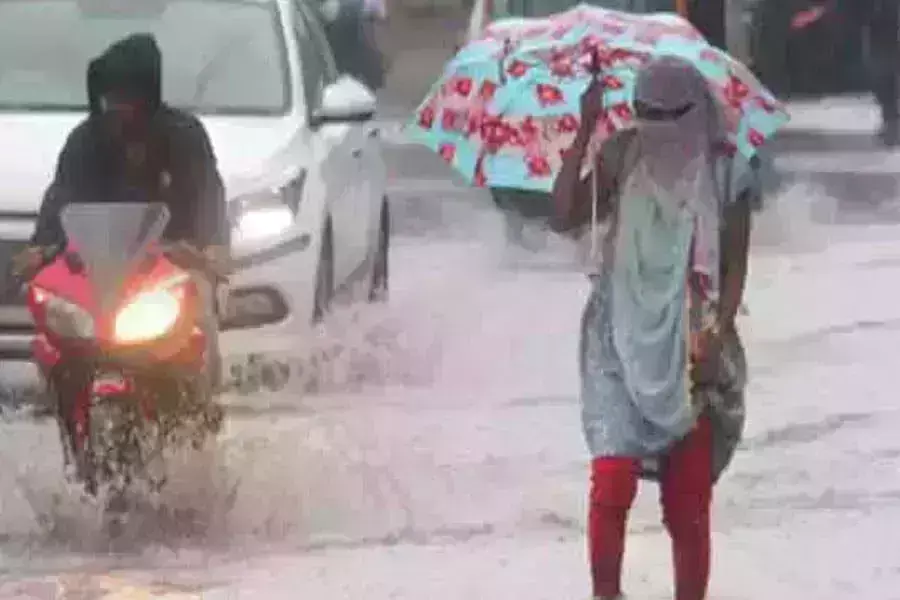 यूपी में बारिश के चलते 9 लोगो की मौत बारिश से अब तक मरने बालों का आंकडा 34 पहुंचा... यूपी में बारिश के चलते 9 लोगो की मौत बारिश से अब तक मरने बालों का आंकडा 34 पहुंचा...