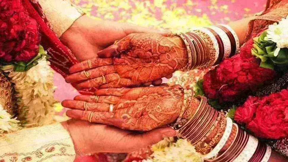 जब प्यार में परिवार बना रोडा तो थाने मे कराई शादी जानिए दिलचस्प प्रेम कहानी जब प्यार में परिवार बना रोडा तो थाने मे कराई शादी जानिए दिलचस्प प्रेम कहानी