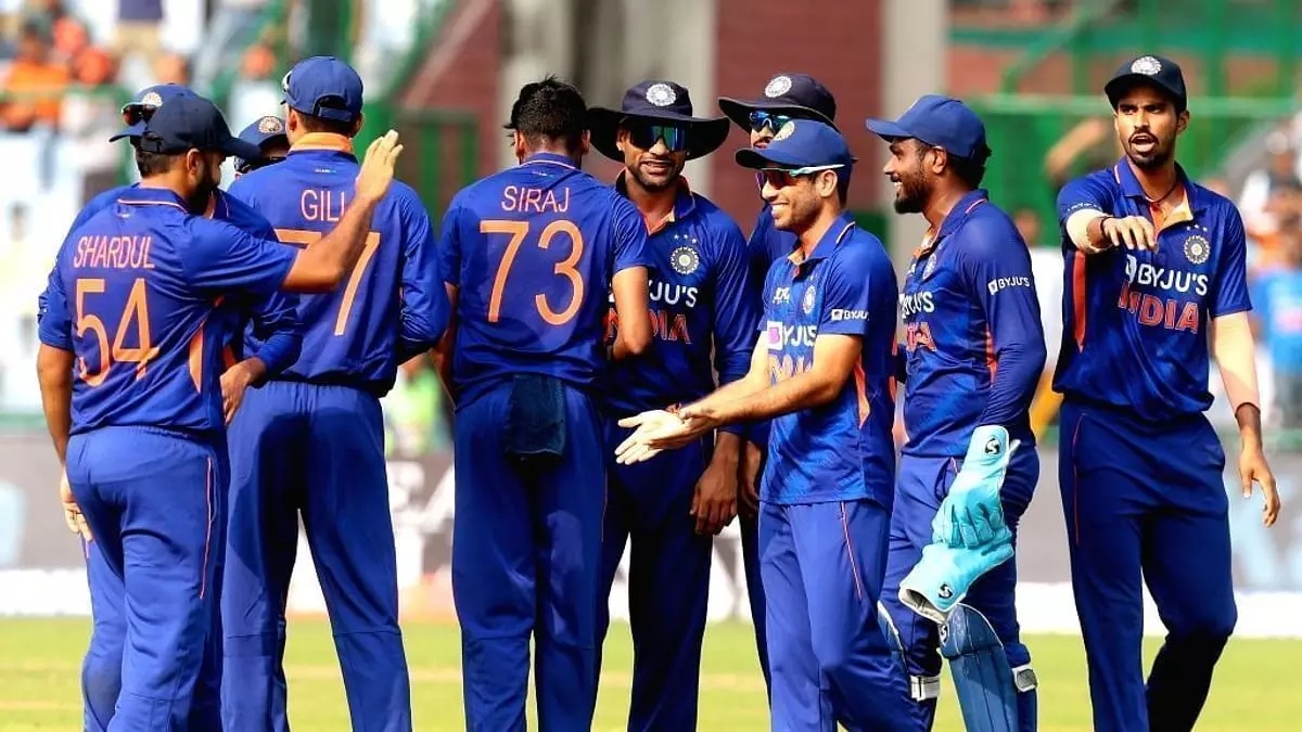 INDvsSA : तीसरे वनडे में भारत ने साउथ अफ्रीका को 7 विकेट से हराया, सीरीज पर 2-1 से किया कब्ज़ा