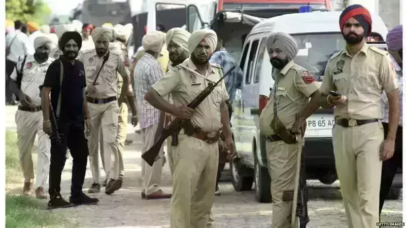 पंजाब की एक ऐसी जेल, जहां कैदी अपनी पत्नी के साथ बना सकते है, शारीरिक सम्बन्ध जानें पंजाब की एक ऐसी जेल, जहां कैदी अपनी पत्नी के साथ बना सकते है, शारीरिक सम्बन्ध जानें