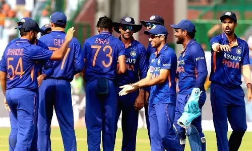 INDvsSA : तीसरे वनडे में भारत ने साउथ अफ्रीका को 7 विकेट से हराया, सीरीज पर 2-1 से किया कब्ज़ा