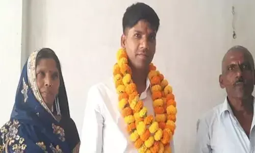 Success Story;- पिता ने मजदूरी कर पढाया आज बेटा बना जज ....