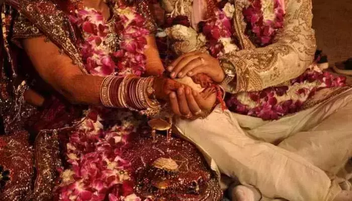 योगी सरकार यूपी में इस माह के अन्त में आयोजित करेगी विवाह पखवाड़ा जानें...