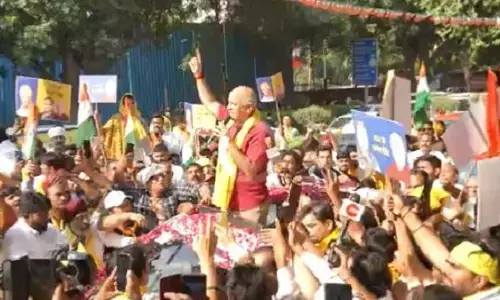 Delhi Excise Policy: CBI पूछताछ से पहले मनीष सिसोदिया राजघाट पहुंचे, मुझे गिरफ्तार करने और गुजरात से बाहर रखने की मंशा Delhi Excise Policy: CBI पूछताछ से पहले मनीष सिसोदिया राजघाट पहुंचे, मुझे गिरफ्तार करने और गुजरात से बाहर रखने की मंशा