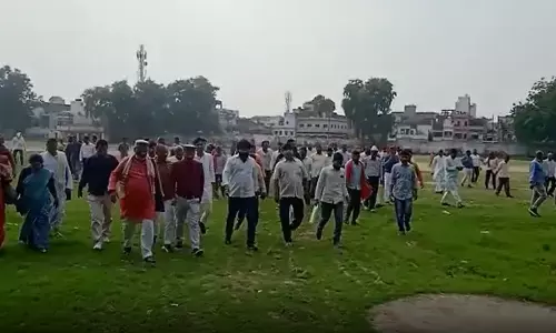 संपूर्णानंद संस्कृत विश्वविद्यालय में कर्मचारियों का विरोध प्रदर्शन नहीं पहुंच सकी राज्यपाल संपूर्णानंद संस्कृत विश्वविद्यालय में कर्मचारियों का विरोध प्रदर्शन नहीं पहुंच सकी राज्यपाल