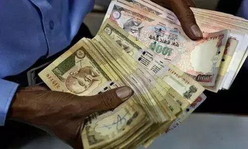 RBI सदस्य ने बताया- 500-1000 के बंद नोटों से मिल रहा ये फायदा, चर्चा में आई नोटबंदी की ये बात