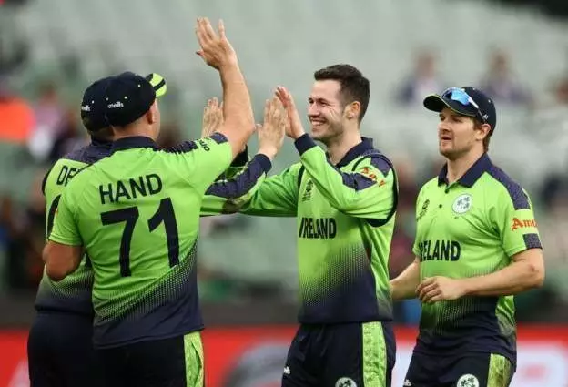 टी20 वर्ल्ड कप: आयरलैंड ने इंग्लैंड को 5 रन से हराया