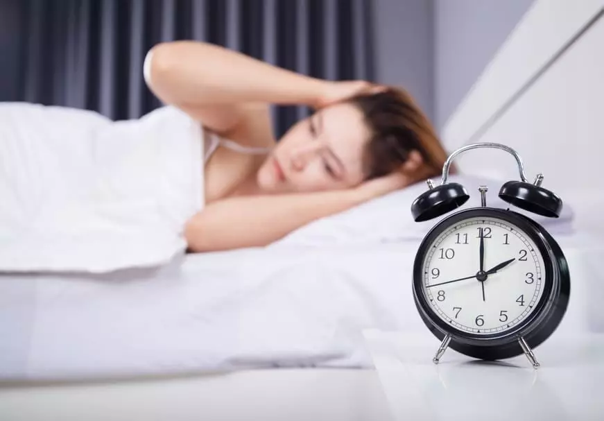 Sleeplessness : रात में नींद ना आने से हो रहे हैं परेशान, सोने से पहले जरूर करें ये काम, तुरंत मिलेगा आराम!