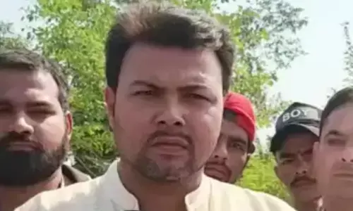 असलम नामक गुंडे ने विश्व हिन्दू परिषद के महानगर मंत्री विकास मिश्रा के सीने पर तमंचा से किया फायर, फायर न होने से बाल बाल बचे