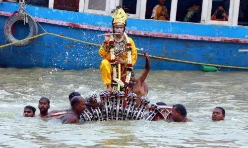 काशी की आन-बान-शान नाग- नथैया मेले की तैयारियां शुरू! आयोजक बोले - चुनौतीपूर्ण लेकिन हरि कृपा से सब मंगल होगा.. काशी की आन-बान-शान नाग- नथैया मेले की तैयारियां शुरू! आयोजक बोले - चुनौतीपूर्ण लेकिन हरि कृपा से सब मंगल होगा..