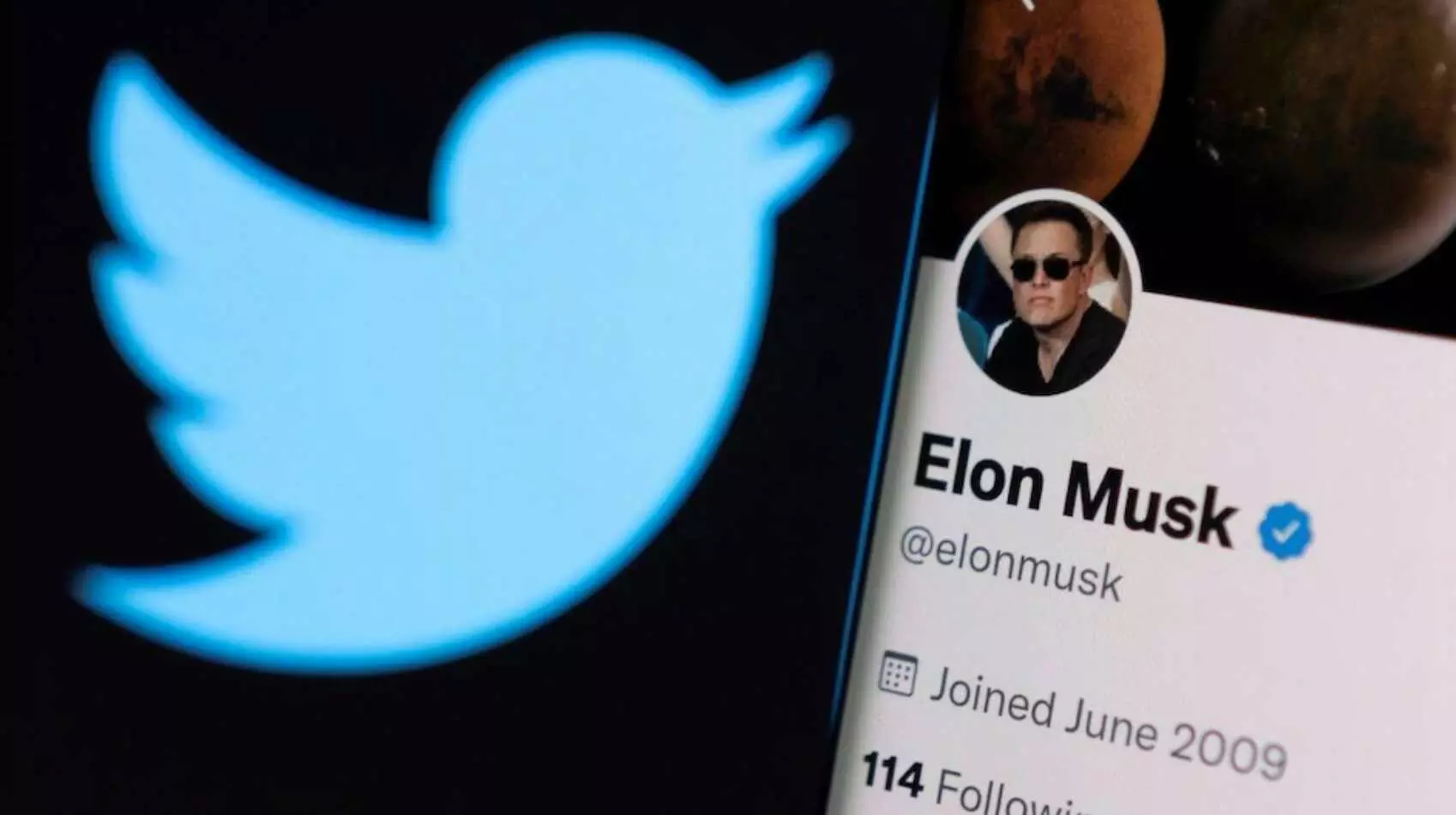 Twitter पर Blue tick वालों को Elon Musk का बड़ा झटका, अब हर महीने देने होंगे इतने रुपए!